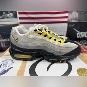 Nike Air Max 95 in White, Gray, Black & Yellow